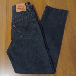 Levis Wedgie Straight Black Jeans Womens 26x26 Button Fly Distressed Denim